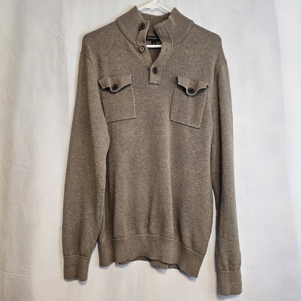 Banana Republic Medium Men's Tan Sweater with Button Collar